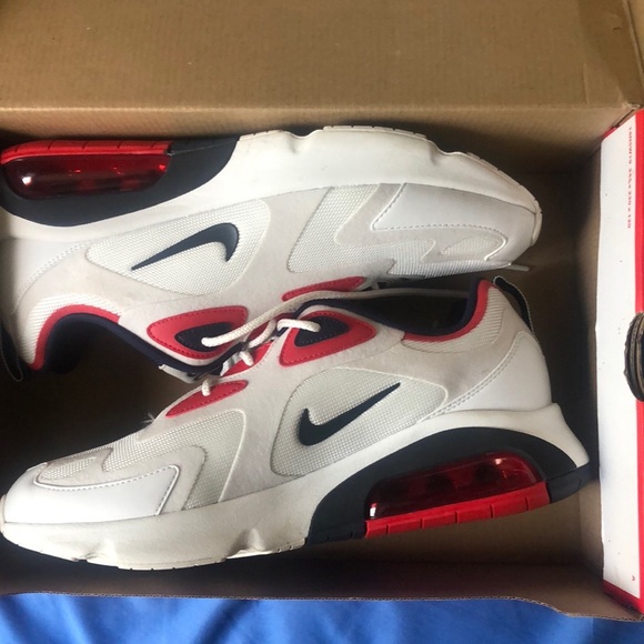 Nike Air Max 200 - Picture 1 of 5